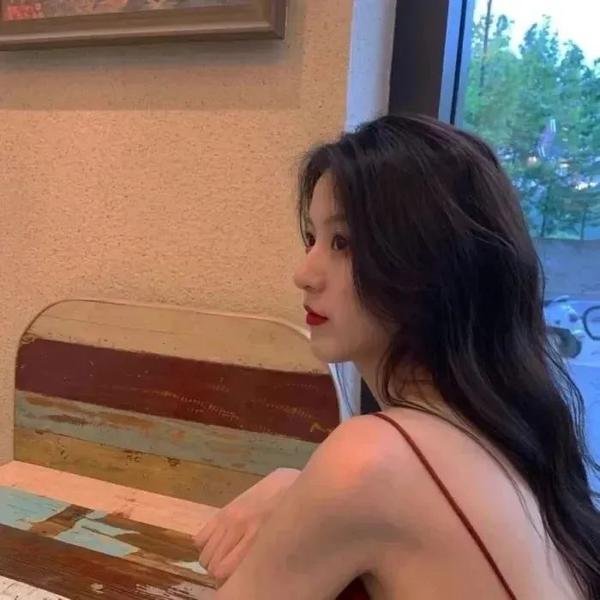夜校女生